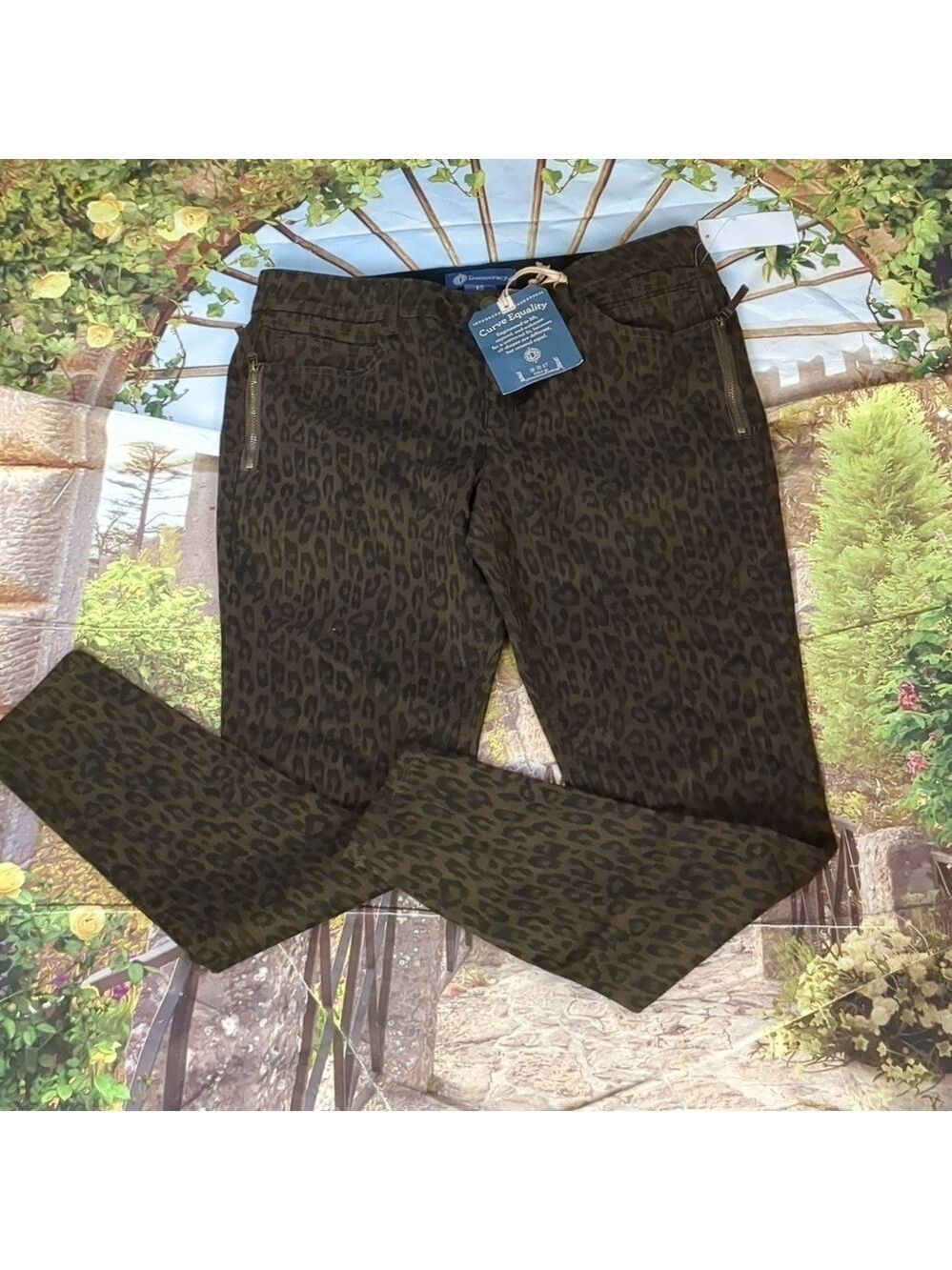 DEMOCRACY brown cheetah print core essential jeans size 12